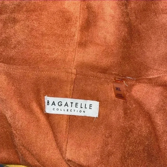 Bagatelle  Blazer - Picture 4 of 6